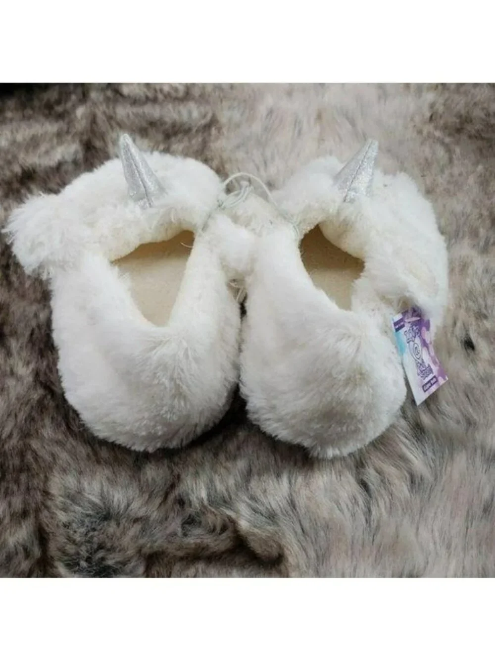 Love At First Sight Unicorn Girls Slippers 4-5T Plush Furry White With Sparkly H